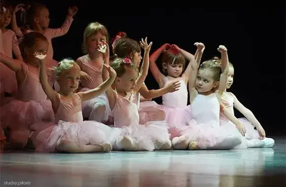 Zajęcia z baletu dla dzieci – jak wybrać najlepsze dla malucha?