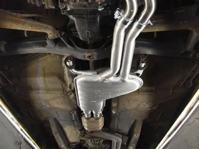 Czy diesle mają katalizatory? Odkryj ich kluczową rolę w emisji spalin