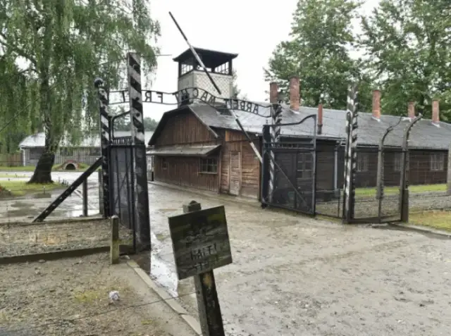 Kto uciekł z Auschwitz? Niezwykłe historie bohaterów i ich losy