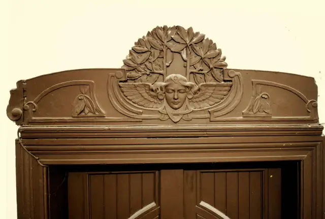 Rewitalizowana kamienica w Warszawie – odkryj nowoczesne mieszkania