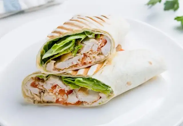 McWrapy w McDonald's - ile kcal mają wszystkie dostępne rodzaje wrapa