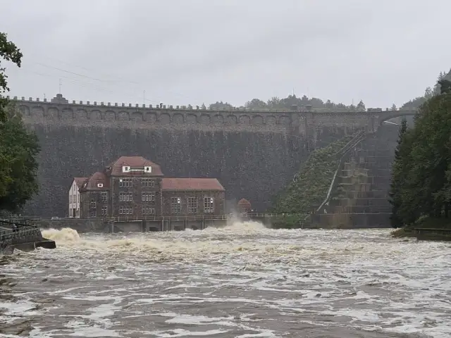 Jezioro Pilchowickie: Tajemnice, historia i atrakcje w okolicy