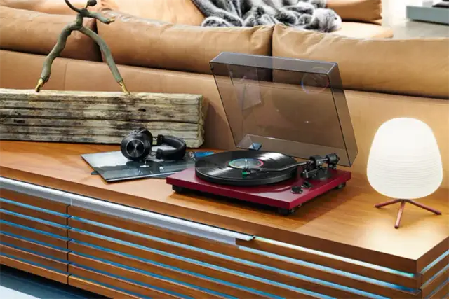 Odrodzenie winylu: Dlaczego analogowe jest ponownie na topie?