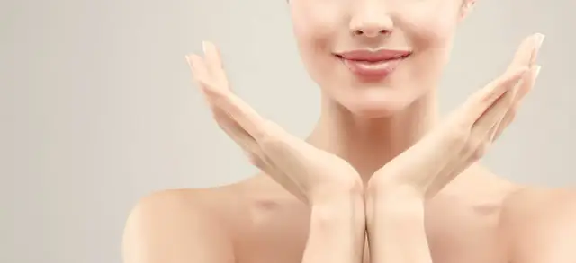 Jak wyszczuplić twarz fryzura – najlepsze cięcia, które działają