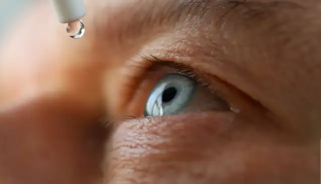 Objawy jaskry ocznej - jak je rozpoznać i uniknąć utraty wzroku