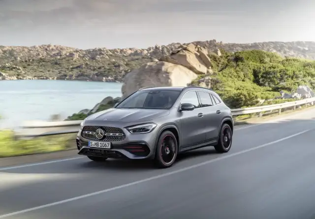 Mercedes-Benz GLA - porównanie modeli, specyfikacje i opinie użytkowników