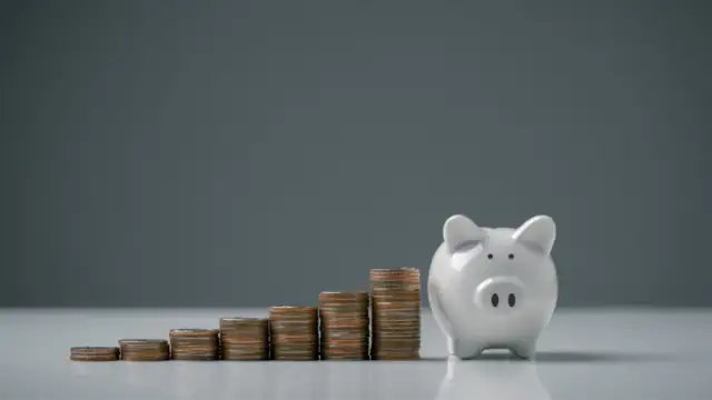 Bezpieczne sposoby przechowywania pieniędzy poza bankiem