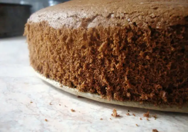 Ciasto czekoladowe bez proszku do pieczenia - łatwy przepis bezglutenowy