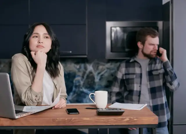 Czy warto brać kredyt w czasie niepewnej sytuacji gospodarczej?