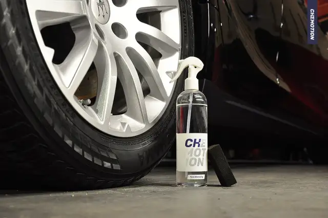 Jakie czernidło do opon wybrać, aby uniknąć błędów i cieszyć się trwałym efektem?