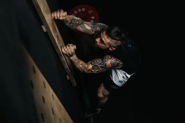 Ile ćwiczyć na siłowni, aby uniknąć błędów i osiągnąć wyniki