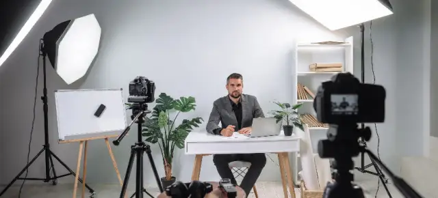 Studio filmowe od A do Z: Sprzęt i wyposażenie dla profesjonalistów