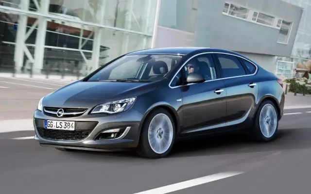 Jaki silnik wybrać do Opla Astry J - ranking najlepszych jednostek napędowych