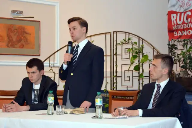 Kto to jest Krzysztof Bosak? Poznaj jego życie i osiągnięcia w polityce