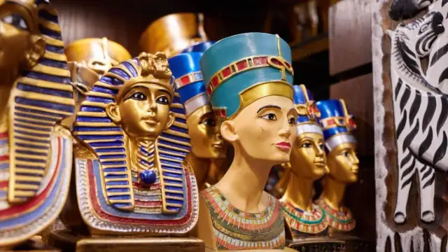 Co warto przywieźć z Egiptu? Najciekawsze pamiątki i ich znaczenie