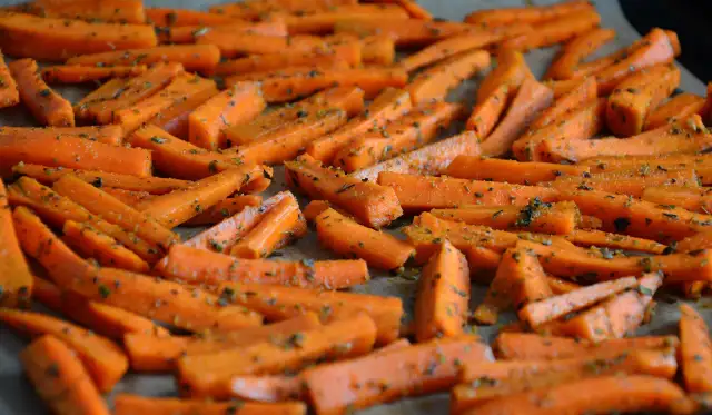 Ile powinno się jeść kalorii, aby schudnąć i czuć się lepiej?