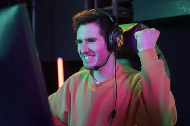 Najlepsze miejsca do gry online w 2025 roku: Platformy, bonusy i wskazówki dla graczy