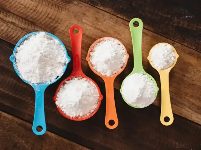 Ile to jest 25 dag cukru? Łatwe przeliczanie miar w kuchni