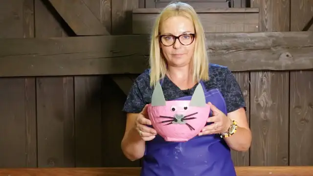 Rzeźba z papieru i kleju: proste techniki i inspirujące projekty