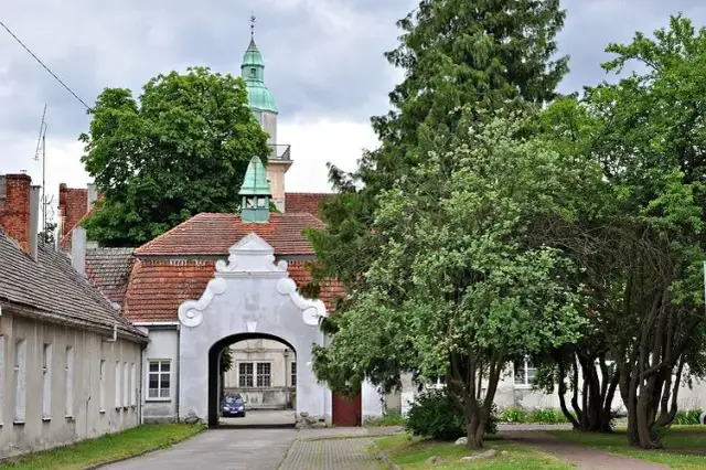Nowy zamek w Płotach - historia, tajemnice i co warto zobaczyć