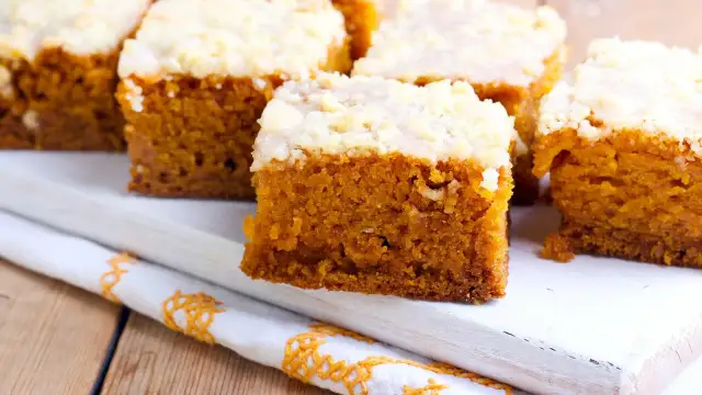 Pyszny przepis na ciasto marchewkowe po angielsku krok po kroku