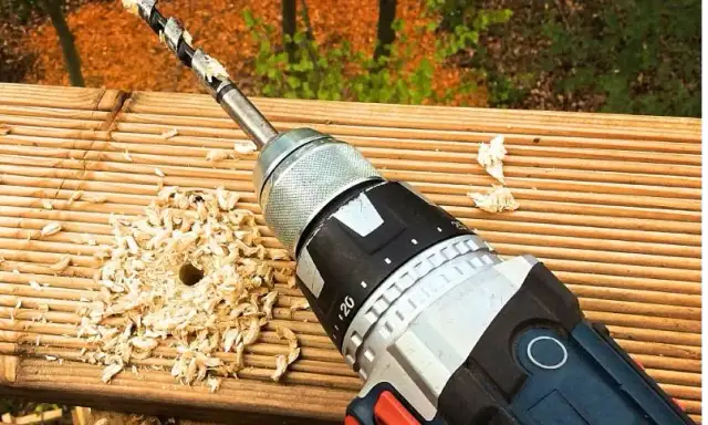 Czy wiertarką można wkręcać wkręty? Poznaj zalety i zagrożenia tego rozwiązania