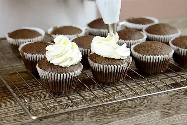 Jak zrobić muffinki z czekoladą - prosty przepis na pyszne babeczki