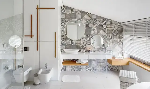 Stara łazienka jak nowa: 7 tanich sposobów na metamorfozę