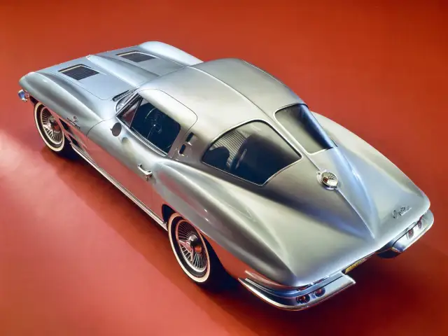 Chevrolet Corvette C2: Ikona motoryzacji z lat 60., którą musisz znać