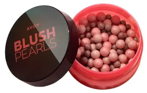 Kulki rozświetlające – jak je stosować, by uzyskać idealny blask