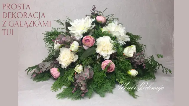 Jak zrobić wiązankę na cmentarz, aby uczcić bliskich z szacunkiem