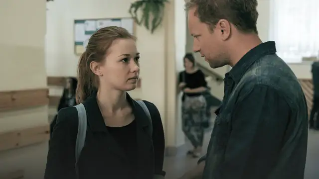 Belfer sezon 1 - mroczna tajemnica śmierci uczennicy w małym miasteczku