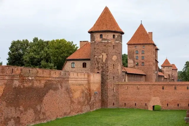 Zamek w Malborku – historia, architektura i tajemnice największego zamku na świecie