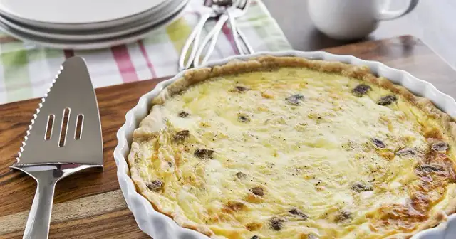 Recette de quiche poireaux fruits de mer savoureuse et facile à préparer