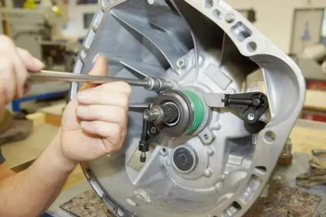 Jakie sprzęgło wybrać do Audi A6 C5 2.4: wszystkie dostępne opcje i ceny