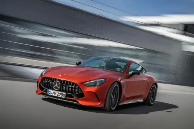 Mercedes GTS 63 S AMG – wyjątkowe osiągi i luksus w jednym samochodzie