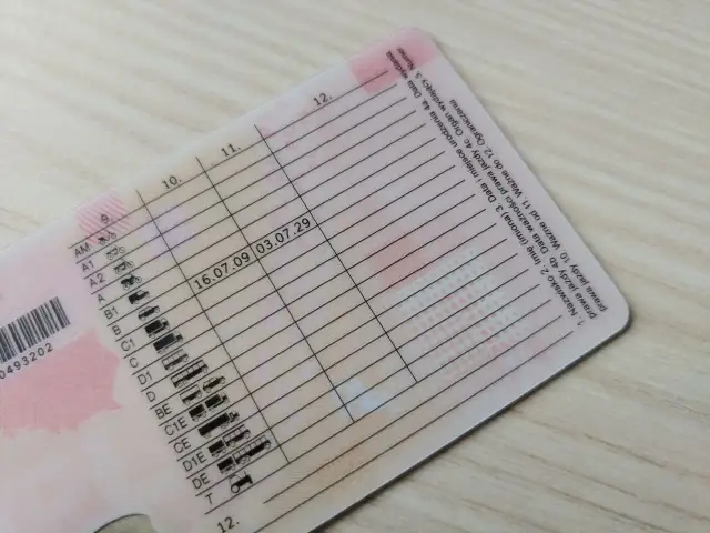 Ile kosztuje egzamin na prawo jazdy? Sprawdź, by uniknąć wysokich opłat