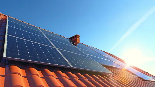 Cena dachu fotowoltaicznego: co wpływa na koszt? czynniki