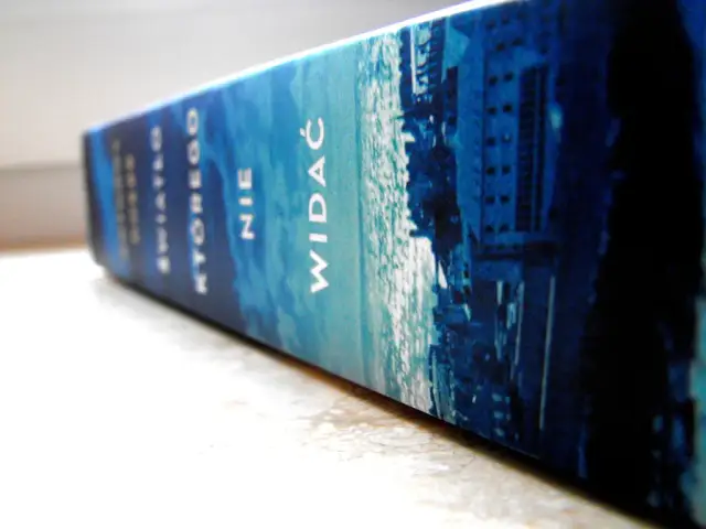 Cytaty z światło którego nie widać, które poruszają serce i umysł