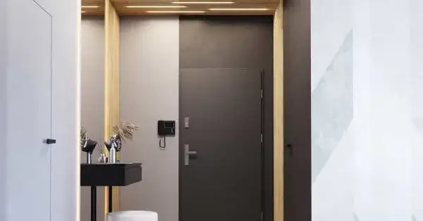 Jakie drzwi zewnętrzne wybrać, aby uniknąć błędów i kosztów?