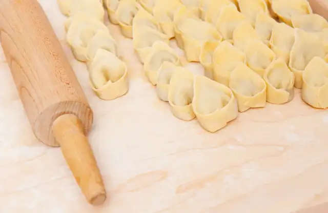 Jak mrozić uszka z grzybami, aby zachować ich świeżość i smak