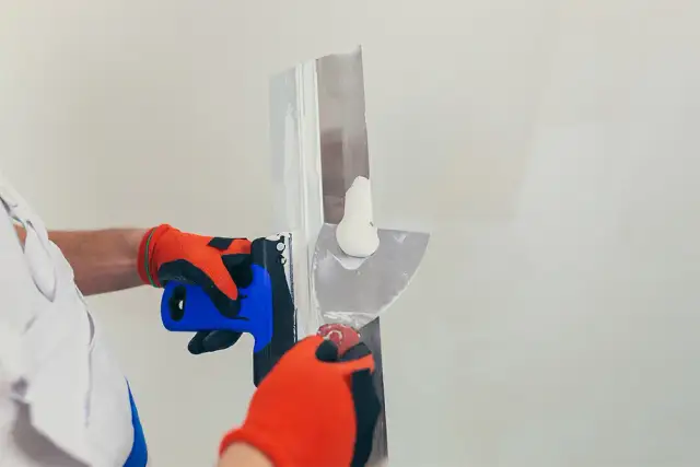 Gładź szpachlowa ile na m2? Oblicz zużycie i zaoszczędź na kosztach