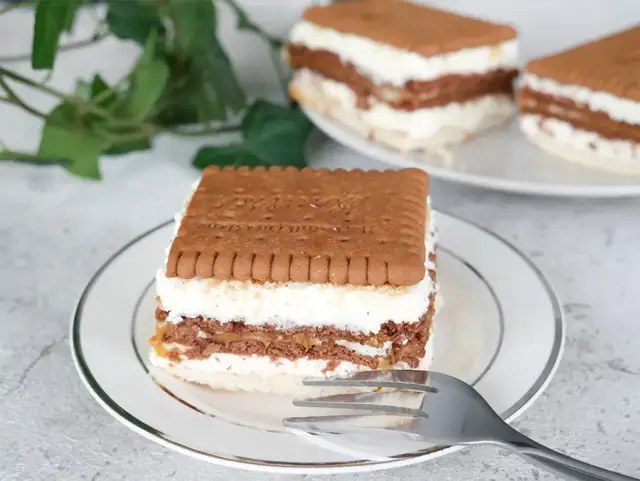 Pyszne ciasto Paryżanka: łatwy przepis na wyjątkowy deser bez pieczenia