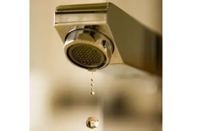 Jakie są najlepsze baterie podtynkowe i czy warto je instalować?