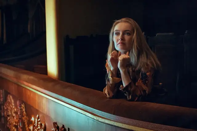 Czego nie wolno robić w teatrze? Unikaj tych powszechnych błędów