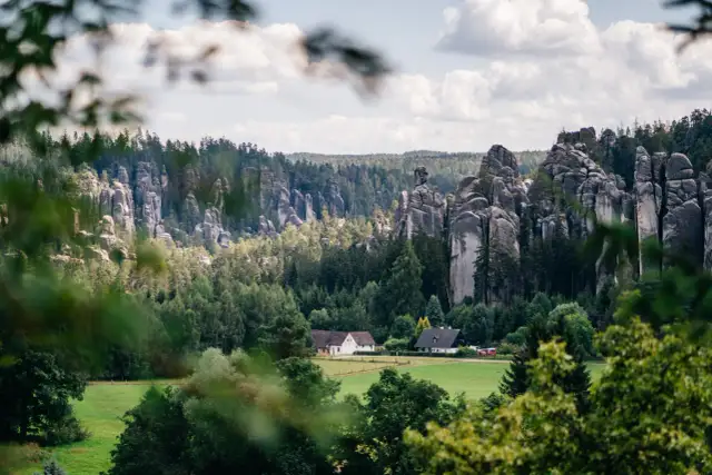 Skalne Miasto atrakcje w okolicy, które zaskoczą każdego turystę