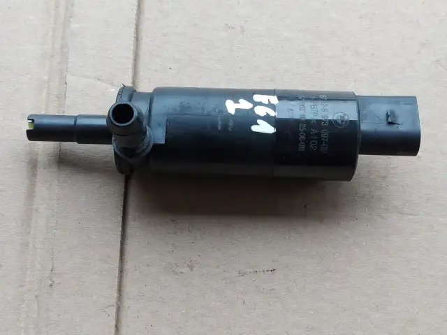 Gdzie jest pompka spryskiwaczy w BMW E90? Oto, co musisz wiedzieć