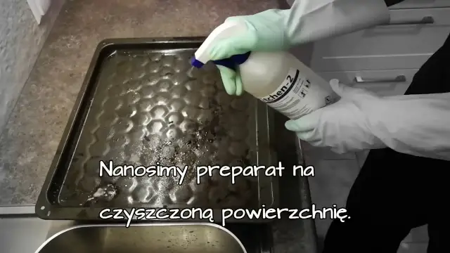 Skuteczne sposoby na to, czym czyścić przypalony piekarnik