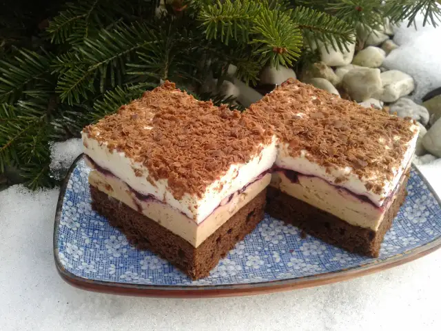 Domowy przepis na ciasto hiszpanka - najprostszy i najsmaczniejszy sposób