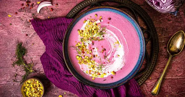 Recette de soupe au chou rouge : facile et délicieuse à préparer